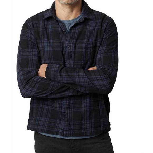 NEW VELVET BY GRAHAM & SPENCER men's freddy plaid shirt in navy - Picture 2 of 3